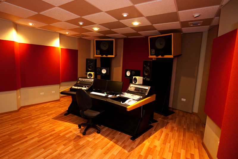 SOUNDLAB RECORDING STUDIO (2010)